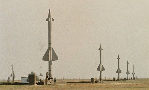 Зенитно-ракетный комплекс С-25 «Беркут»