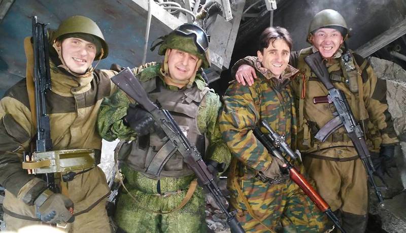 Ополченец из Сербии: американского и польского снайперов устранял в аэропорту Донецка