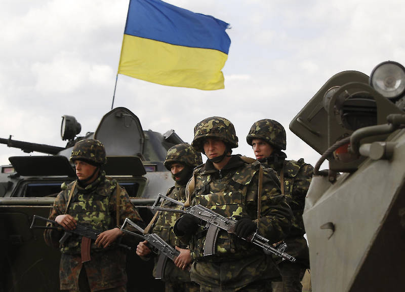 СМИ: Украина потеряла на Донбассе от 35 до 50% своей огневой мощи