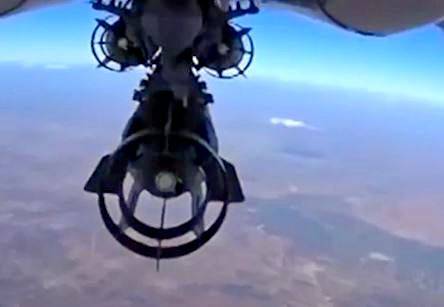 Су-34 уничтожил командно-наблюдательный пункт террористов в Сирии