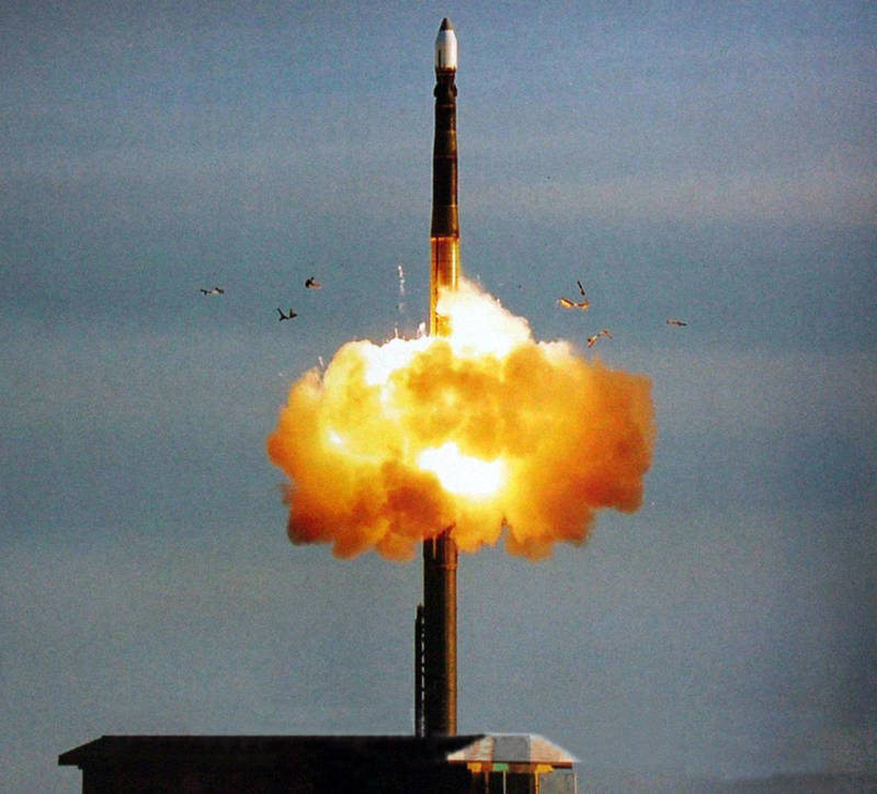 Демонстрация американцам новейшей российской баллистической ракеты РС-26 «Рубеж» откладывается