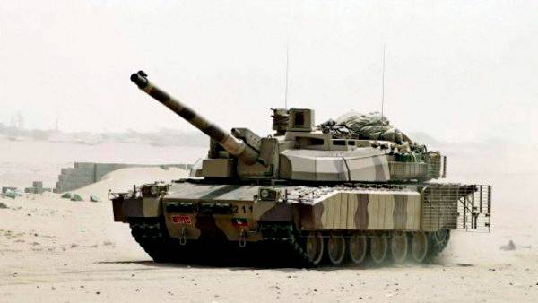 Подробности участия эмиратских танков "Леклерк" в операциях в Йемене