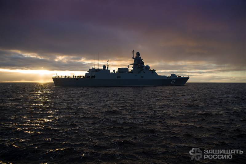 «Адмирал Горшков» отстрелялся в Белом море