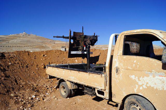 Репортаж с сирийского фронта: ожесточенные перестрелки между армией и боевиками