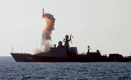 ВМС России вновь ударили по ИГИЛ с Каспийского моря