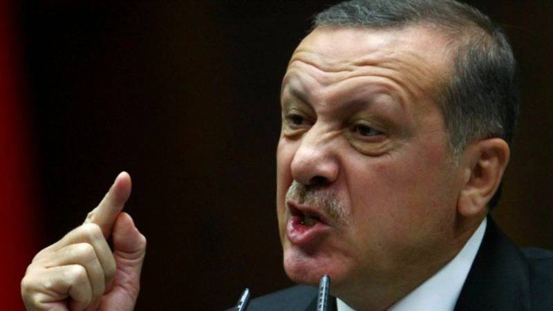 ﻿Карт-бланш от США: Эрдоган готовит атаку на российскую базу в Сирии?