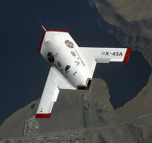 Экспериментальный многоцелевой беспилотник Boeing X-45
