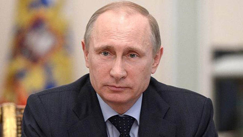 Путин: командир экипажа сбитого Су-24 будет награжден Звездой Героя России посмертно Путин: командир экипажа сбитого Су-24 будет награжден Звездой Героя России посмертно