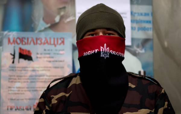 «Правый сектор» объявил о мобилизации «Правый сектор» объявил о мобилизации