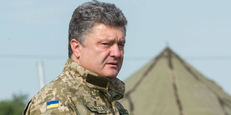 Порошенко легализовал иностранных военных наемников на Украине