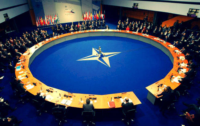 Сокращена русская миссия при НАТО