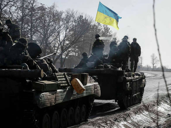 Подарок от ВСУ к Новому году: эксклюзивные кадры переброски войск в Донбасс