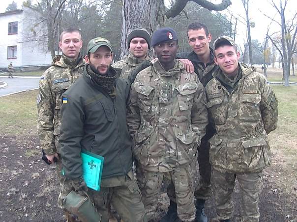В Донбассе прописались негры, или Кто готовит ВСУ перед наступлением