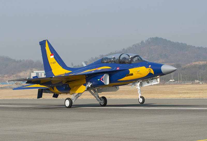 Индонезийский истребитель T-50 Golden Eagle разбился на авиашоу Индонезийский истребитель T-50 Golden Eagle разбился на авиашоу