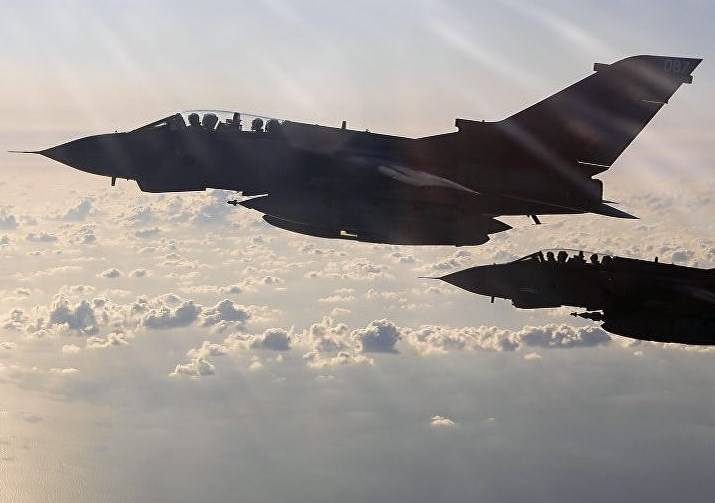 Британия может начать военную кампанию в Ливии против ИГИЛ