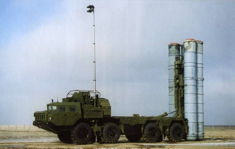 Индия закупит у России пять зенитно-ракетных комплексов С-400