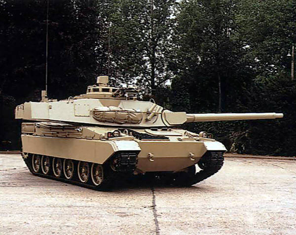 Французкий танк AMX-40
