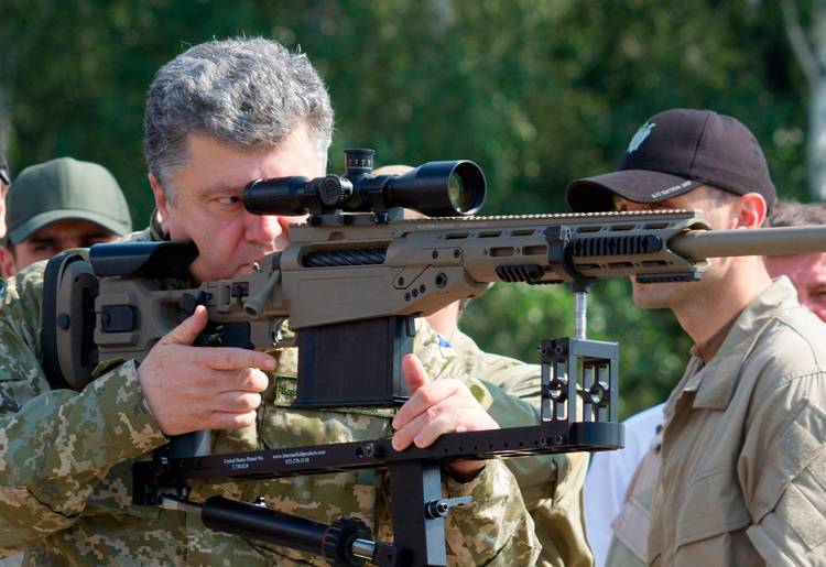 Порошенко удваивает военные расходы Украины