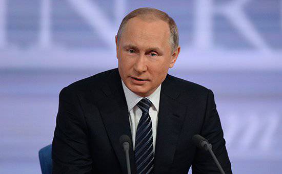 Путин допустил сокращение части военных расходов из-за падения цен на нефть