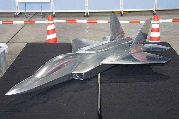 Япония создала самовосстанавливающийся истребитель ATD-X Shinshin