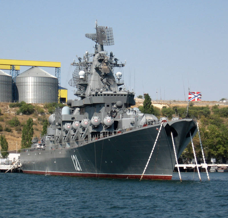 Ракетный крейсер «Слава» против трех турецких кораблей