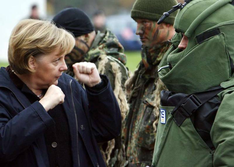 Меркель отказала США
