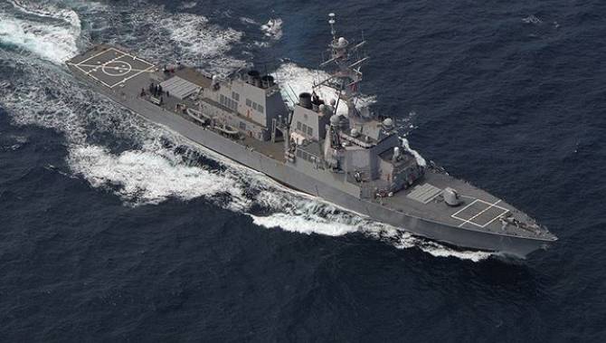 Вхождение американского эсминца в Чёрное море