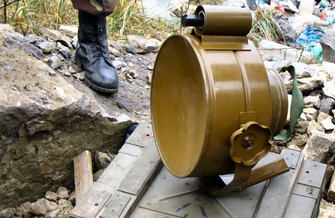 Саперы показали возможности новейших мин-уничтожителей в действии