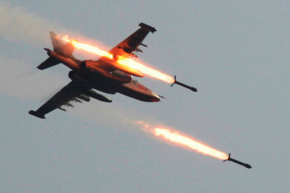 Штурмовики Су-25 наносят ракетные удары на юге России