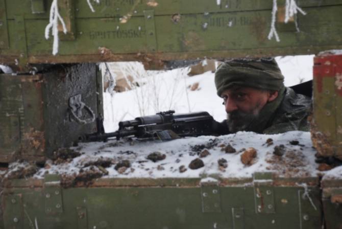 Первый Украинский: «черная дыра» в Донбассе, побег из Попасной, 122-м пли!