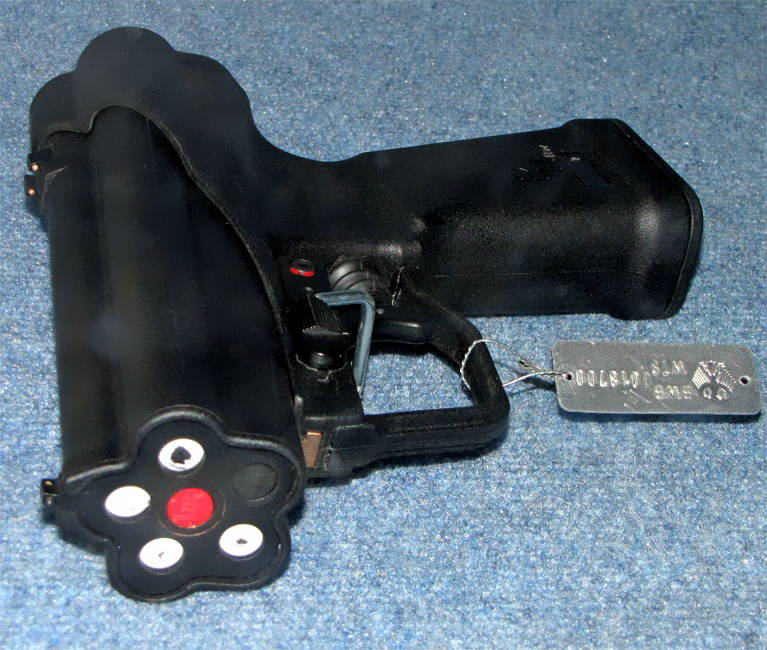 Подводный пистолет Heckler & Koch P11
