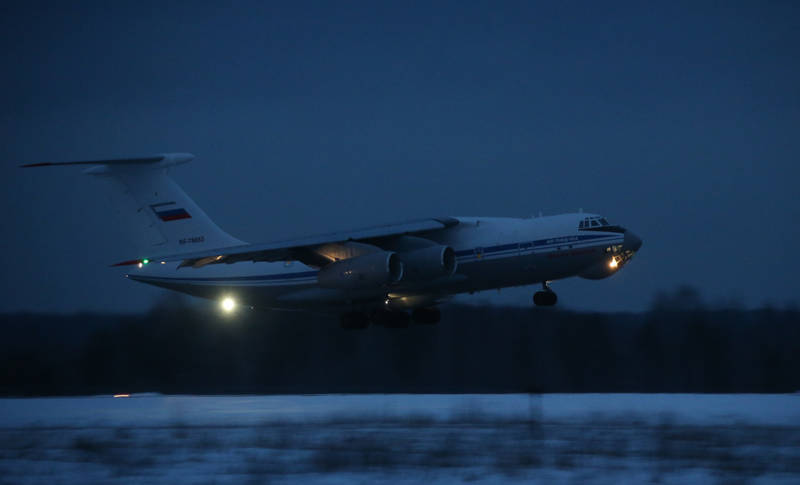 Летчики ВТА приступили к переучиванию на Ил-76МД-90А
