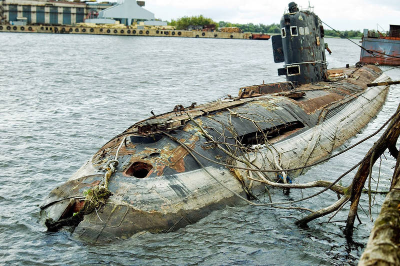 По стопам Брехуненко: Киев решил реализовать подводные фантазии писателей-фантастов