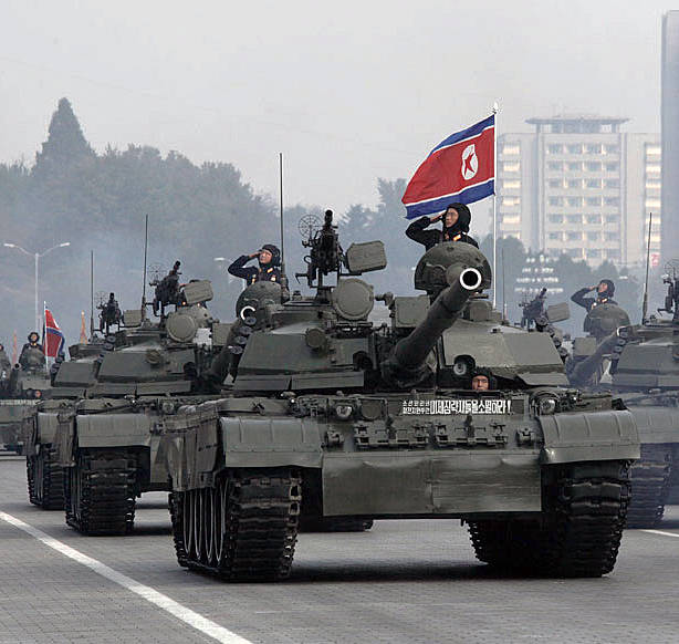 Основной боевой танк Северной Кореи M2002 «P'okpoong»
