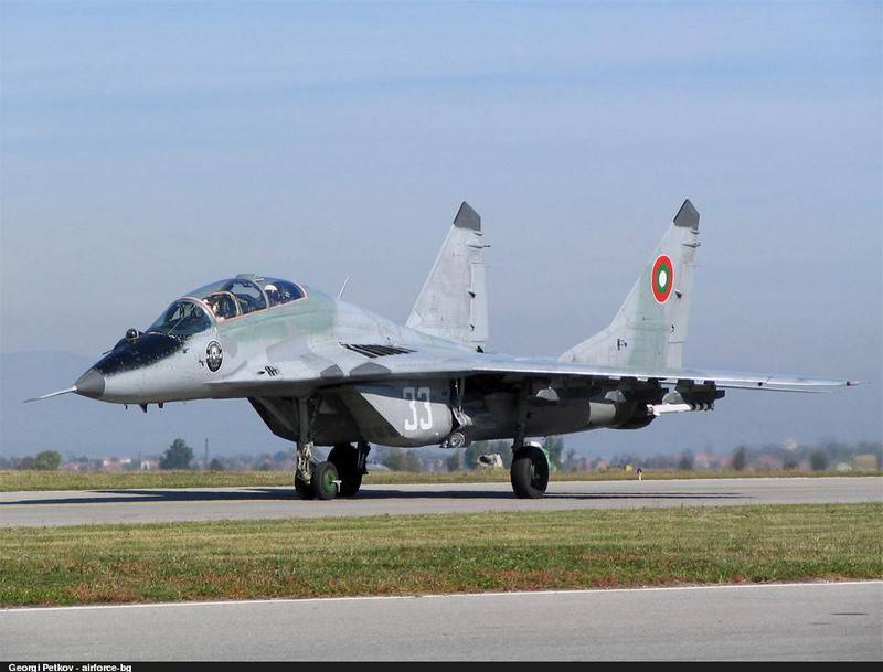 «Фракийский гром 16»: Совместные воздушные учения ВВС Болгарии и США