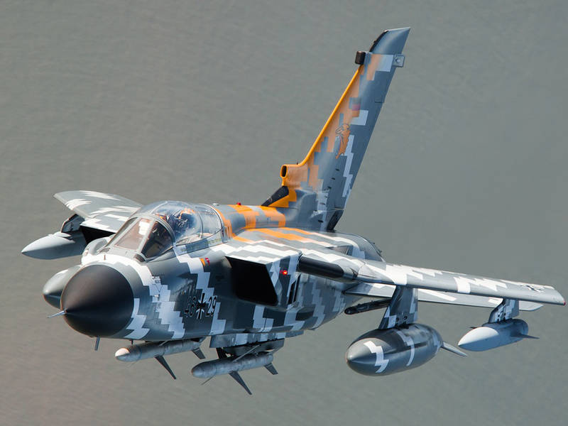 Lego вместо Tornado: зависть к Су-34 довела Германию до беды