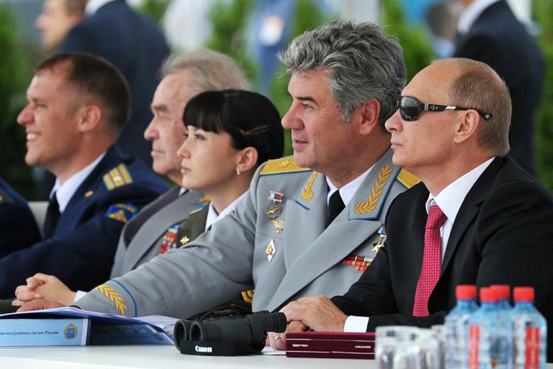 Владимир Путин запретил увольнять нуждающихся в жилье военнослужащих
