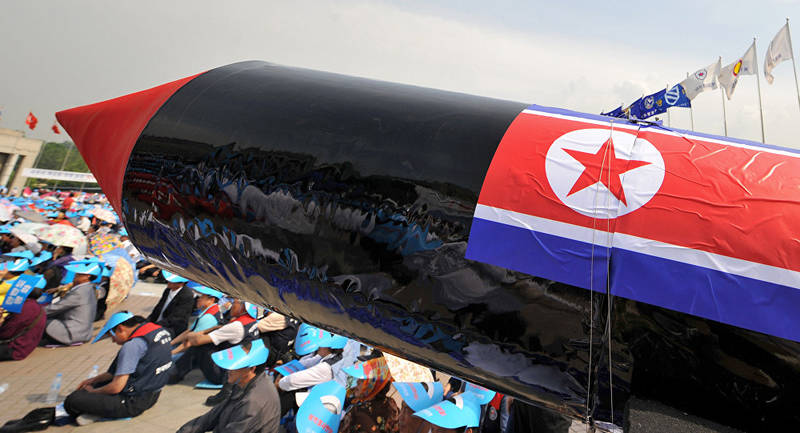 КНДР готовится испытать баллистическую ракету