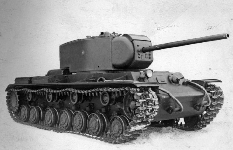 Опытный танк с боевой биографией. Опытный тяжелый танк Т-220 (КВ-220) СССР