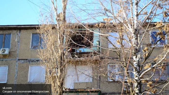 Хроника Донбасса: ВСУ обстреливают школу, под огнем снова Донецкий аэропорт