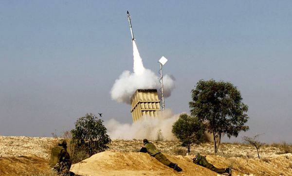 Йеменские ракеты в Саудовской Аравии сбивает израильский «Железный купол»