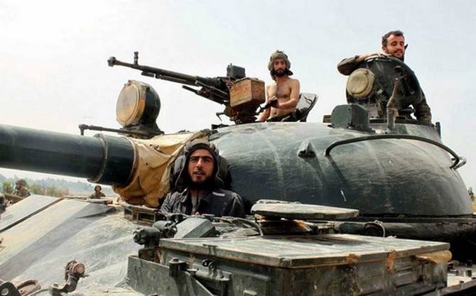 «Тигры» и САА атакуют ИГИЛ с флангов, уничтожая боевиков