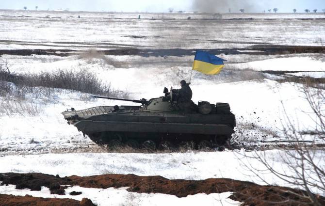 Первый Украинский: Киев ловит на живца, зэки атакуют, танцы в Горловке