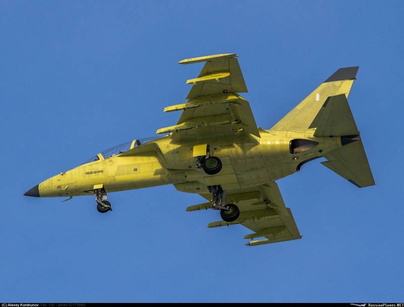 Лаос проявил интерес к российским самолетам Як-130