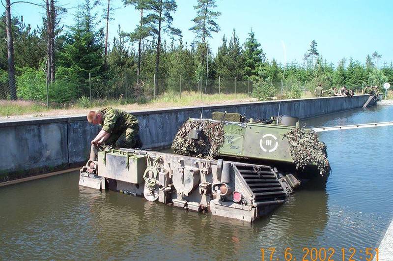 Утопленный танк Leopard-1