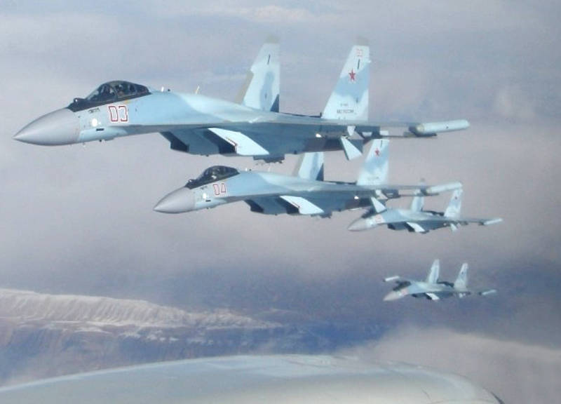 Су-35 в Сирии: зачем в Хмеймим прилетели «стальные волкодавы»