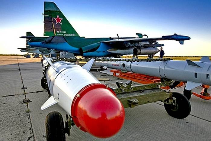 ВКС РФ проводят в Сирии точные бомбардировки «глупыми» бомбами