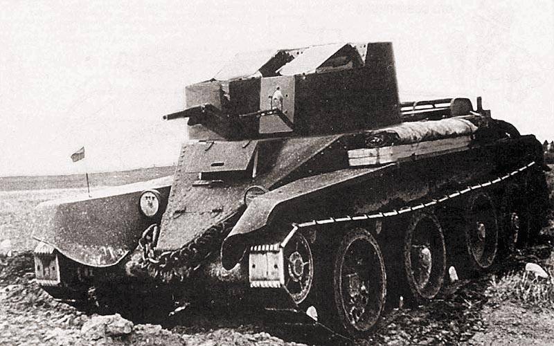 БТ-ВТ - «двуглавая саламандра» Красной Армии