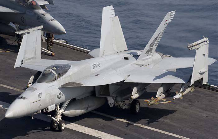 Боинг готов наладить в Индии сборку палубных истребителей F/A-18 Боинг готов наладить в Индии сборку палубных истребителей F/A-18