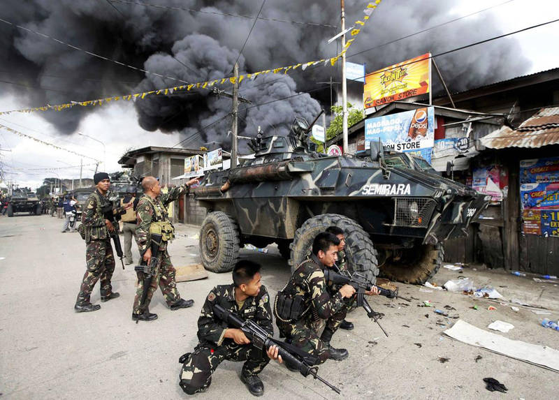 В ходе засады на Филиппинах погибли 6 полицейских и 8 получили ранения